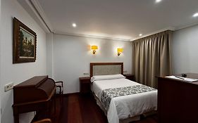 Hotel 103